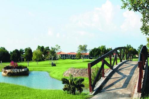 Solar Metro Country Club (1)