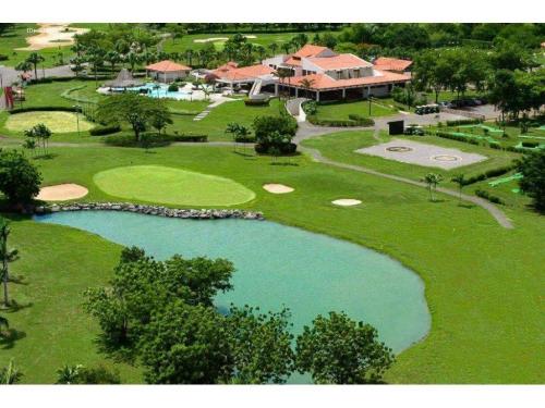 Solar Metro Country Club (4)